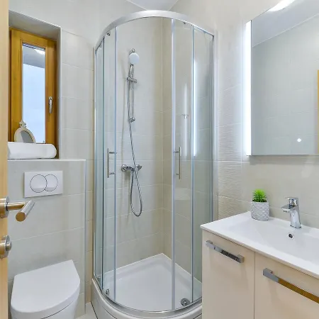 Zaton Vila Privlaka (Zadar)